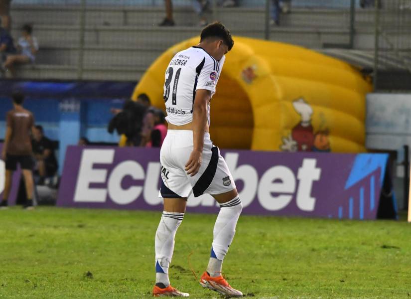 Emelec perdió ante Delfín en el último partido de César Avilés.