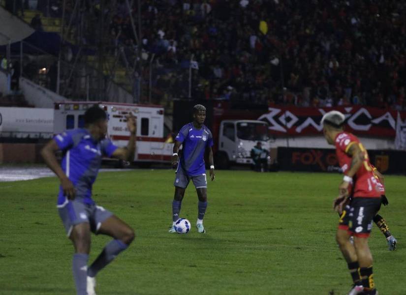 Washington Corozo lleva lesionado con Emelec desde el 11 de agosto.