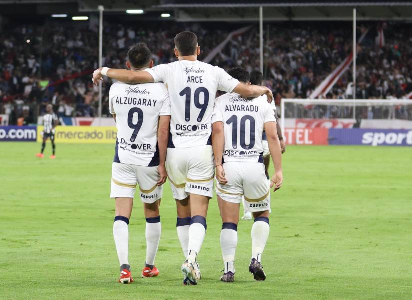 Liga de Quito enfrentará a Barcelona SC en la LigaPro Ecuabet conectada por Xtrim.