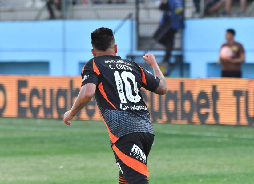 Christian Cueva anotó un gol y dio dos asistencias en el Emelec vs. Manta.