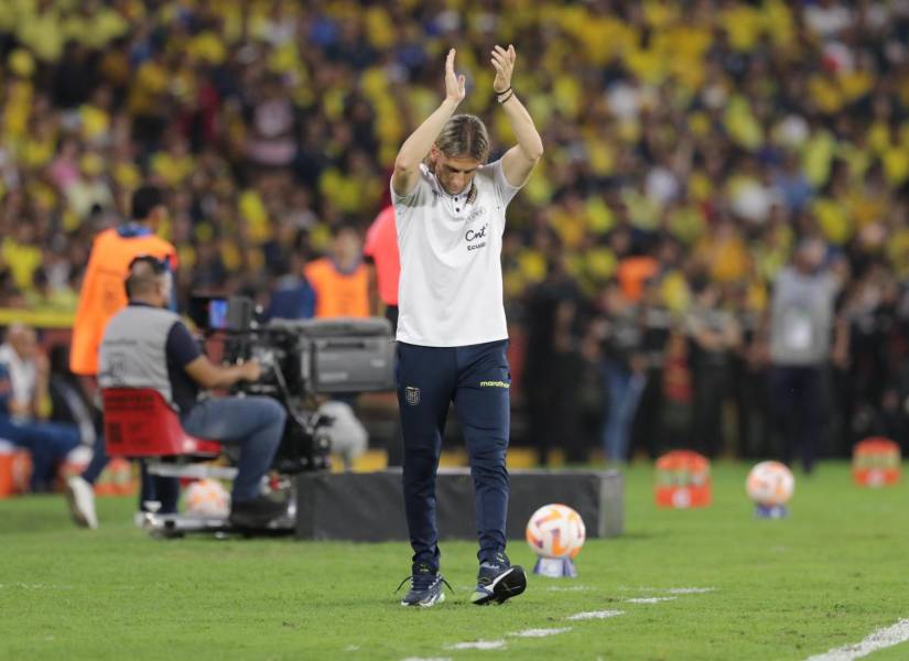Sebastián Beccacece no quiso hablar de la falta de delanteros de la selección de Ecuador.