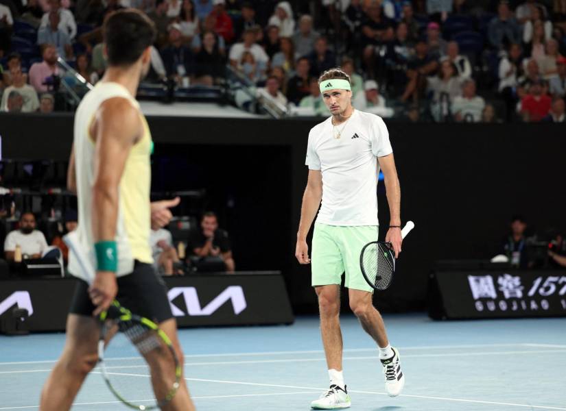 Alexander Zverev derrotó a Carlos Alcaraz por los cuartos de final del Abierto de Australia