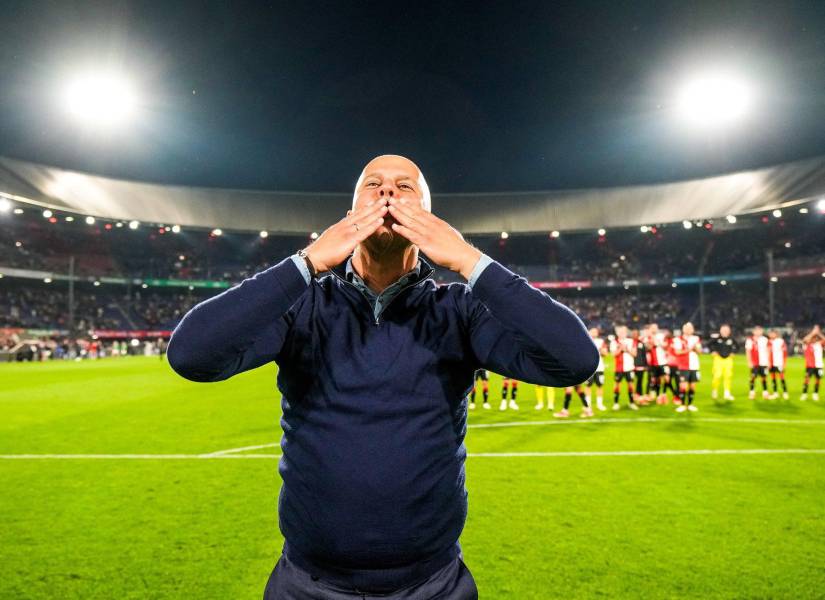 Arne Slot se despide del Feyenoord