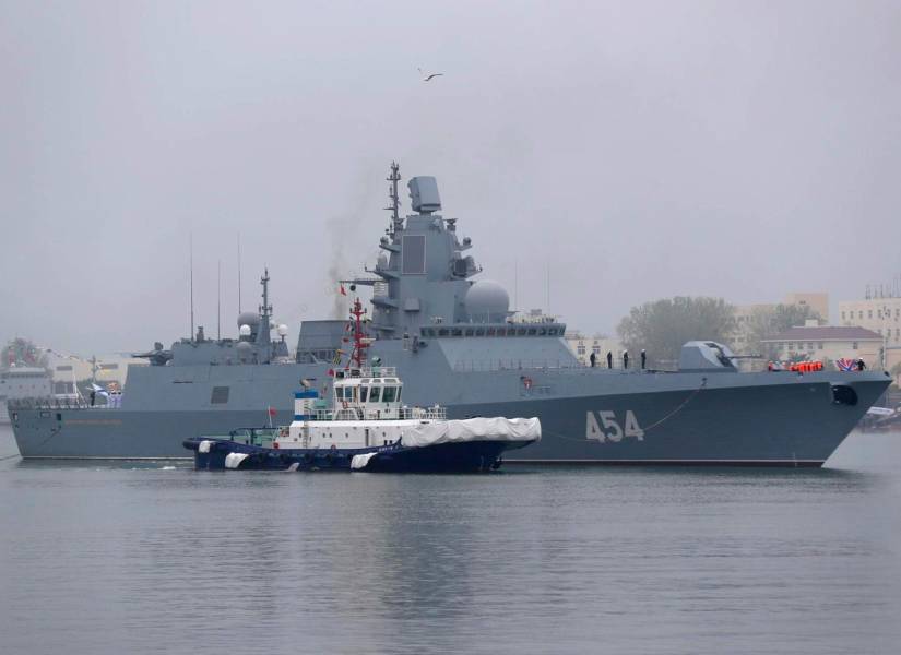 Fotografía de archivo de la fragata rusa Admirante Gorshkov.