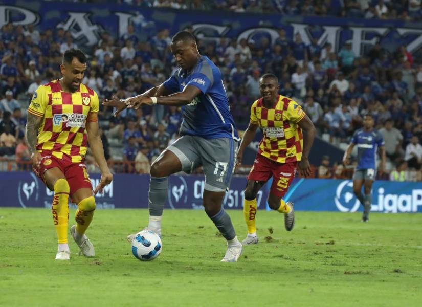 Emelec recibe a Aucas este fin de semana.