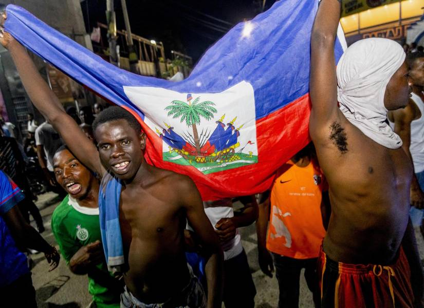 Miles de haitianos celebraron hasta la madrugada de este miércoles en las calles de Puerto Príncipe la clasificación de su selección absoluta de fútbol para el Mundial que en 2026 organizarán Estados Unidos, Canadá y México.