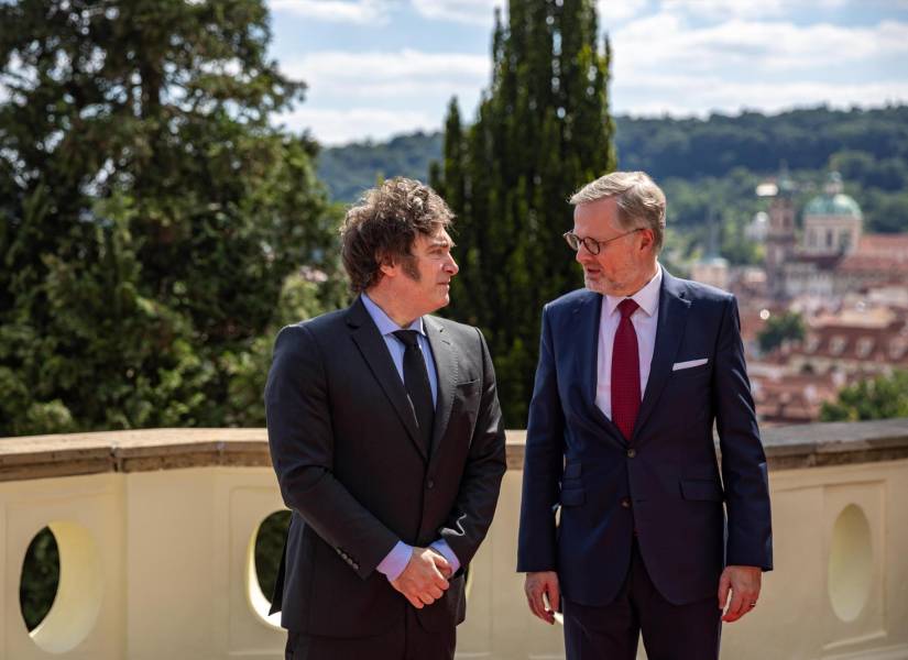 Primer Ministro checo, Petr Fiala, y el presidente de Argentina, Javier Milei