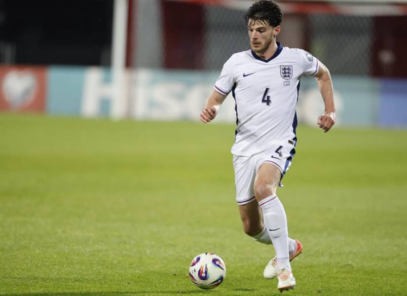 Declan Rice durante el partido de clasificación para el Mundial 2026que han jugado Letonia e Inglaterra en Riga, Letonia.