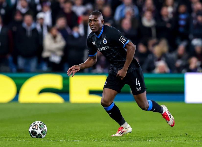 El Liverpool sigue a Joel Ordóñez para su traspaso en el 2026.