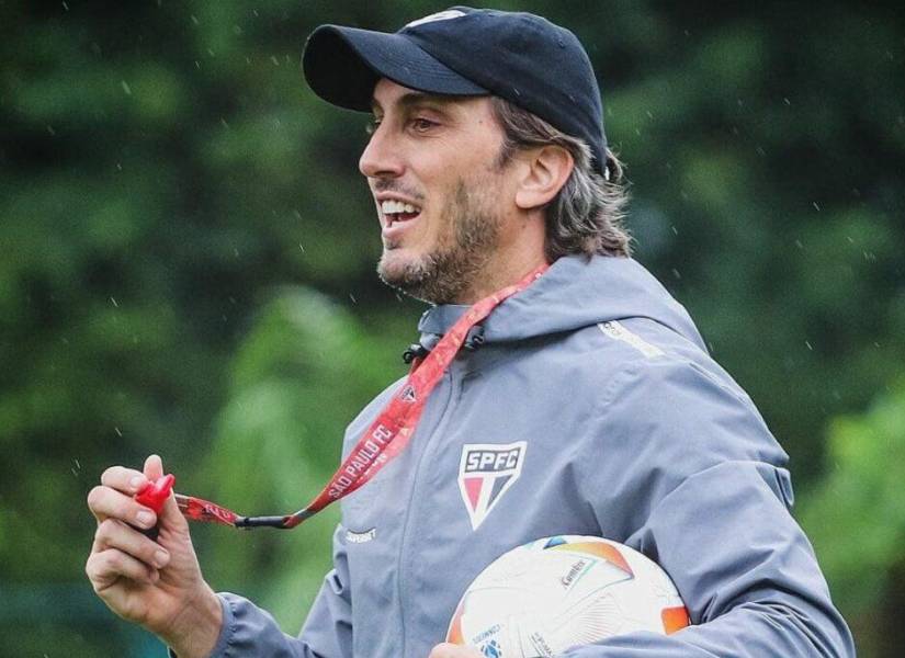 La Federación Ecuatoriana de Fútbol tiene como principal opción a Luis Zubeldía.