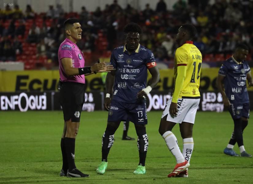 Barcelona SC perdió contra Cuenca Juniors y quedó eliminado de la Copa Ecuador