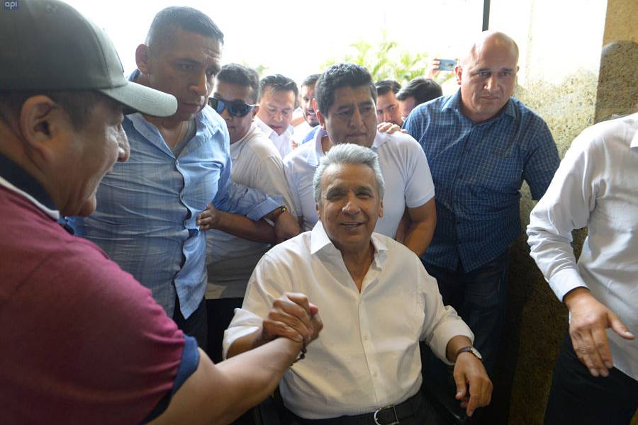 Moreno dice que no pensó en renunciar por protestas