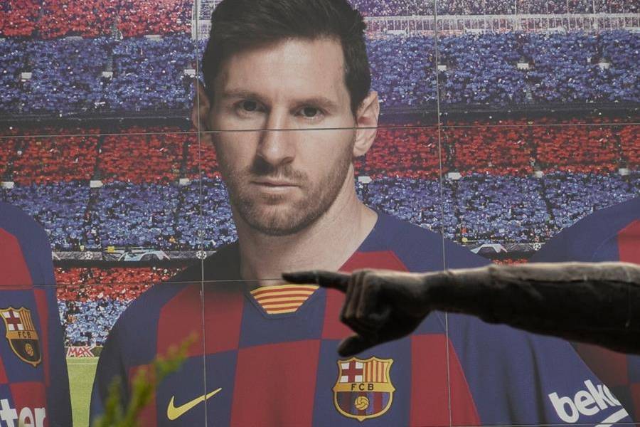 Messi anuncia al Barça que no se presentará a pruebas médicas, según RAC1