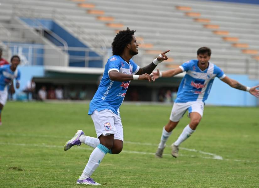 Christian Alemán registró 10 asistencias y nueve goles con el Manta FC.