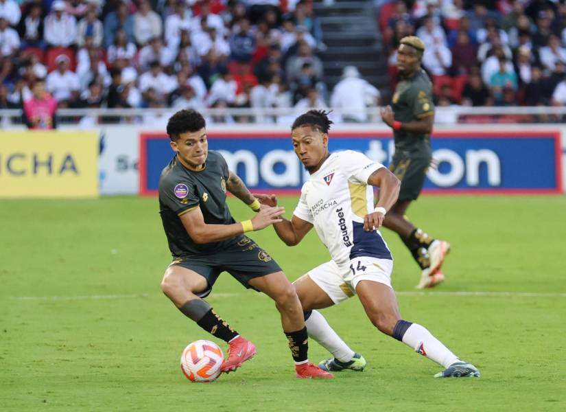 Aucas y Liga de Quito se enfrenta en un partido por la LigaPro el 18 de abril de 2025 en el estadio Rodrigo Paz Delgado