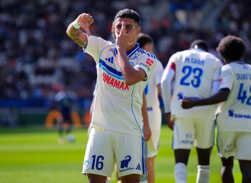 Kendry Páez suma 528 minutos con el Estrasbrugo en este 2025.