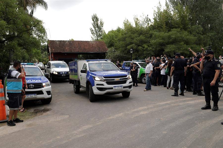 El minuto a minuto tras la muerte de Maradona