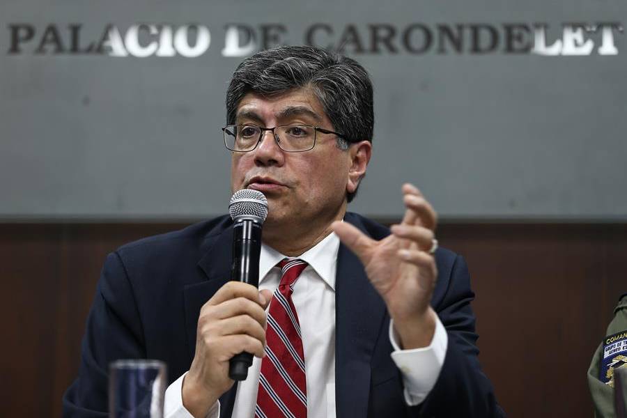 Lenín Moreno da nuevo cargo a excanciller Valencia