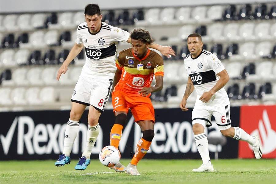 Delfín logra histórica clasificación a octavos de la Libertadores