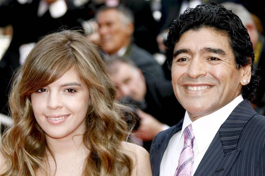 Los herederos de Maradona pueden &quot;vivir toda su vida sin trabajar&quot;