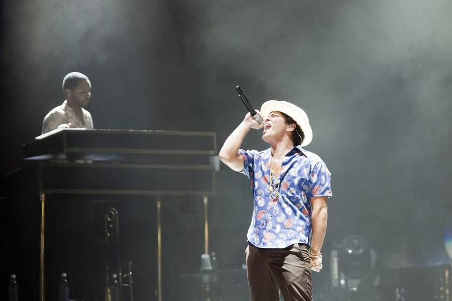 Bruno Mars lanza el primer tema de su disco con Anderson Paak