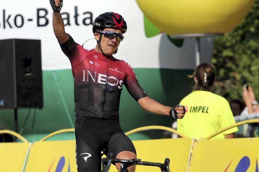 Richard Carapaz termina 44 en primera etapa del Tour de Francia