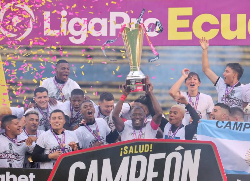 Quito, 30 de octubre de 2024. Fecha 36, LigaPro Ecuabet Serie B: Cuniburo FC recibe a Independiente Jrs en el Estadio OlÃ­mpico Atahualpa. API / HAMILTON LÃ“PEZ