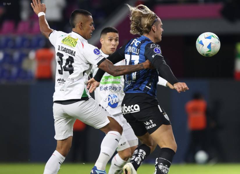 Once Caldas venció 2-0 a Independiente del Valle por la vuelta de los cuartos de final de la Copa Sudamericana.