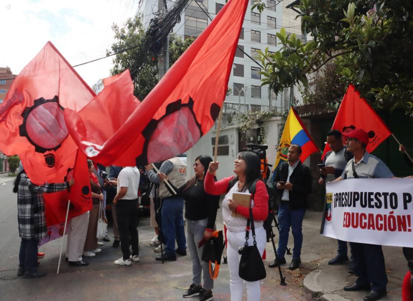 Representantes del FUT y movimientos sociales acudieron a la CC.