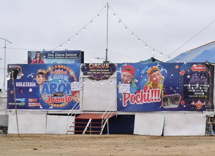 Con respecto al atentado de este domingo, hoy comenzó el desmontaje del circo que fue escenario del tiroteo.