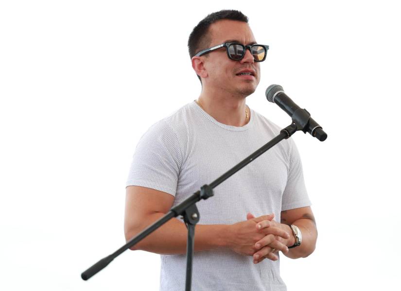 El síndrome de ojo seco tiene más presencia en los adultos jóvenes de Ecuador por las pantallas digitales