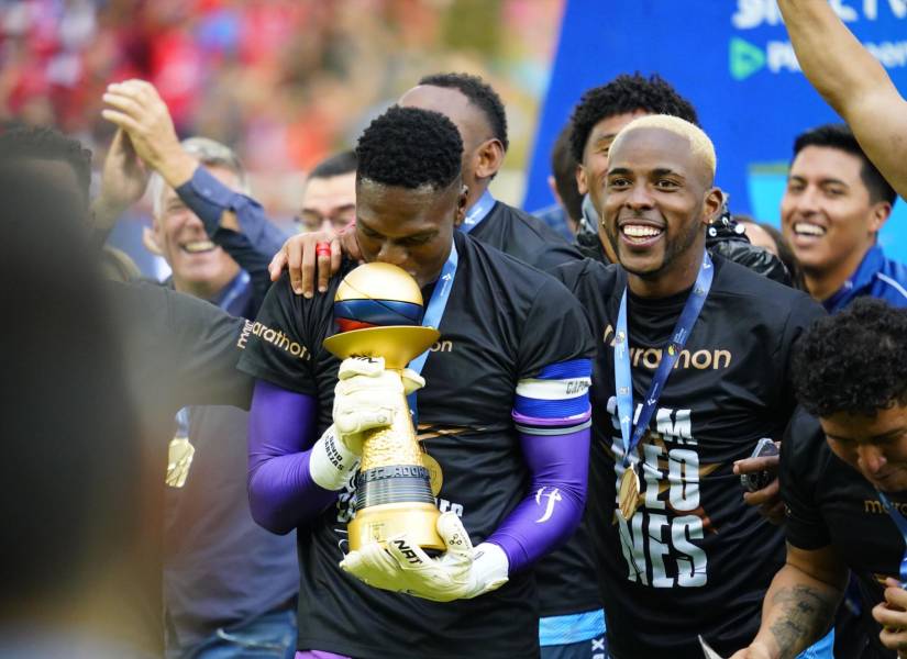 David Cabezas ganó la Copa Ecuador con El Nacional.