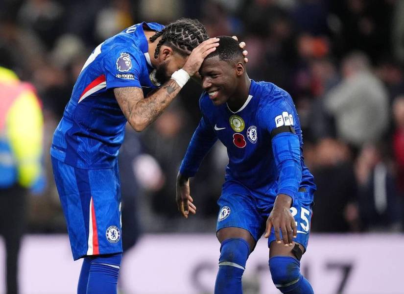 Moisés Caicedo se va a perder varios partidos de la Premier League por su expulsión.