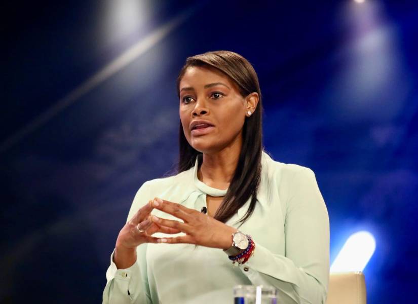 Imagen de Diana Salazar, fiscal general del Estado, en una entrevista con Ecuavisa el 23 de agosto de 2024.