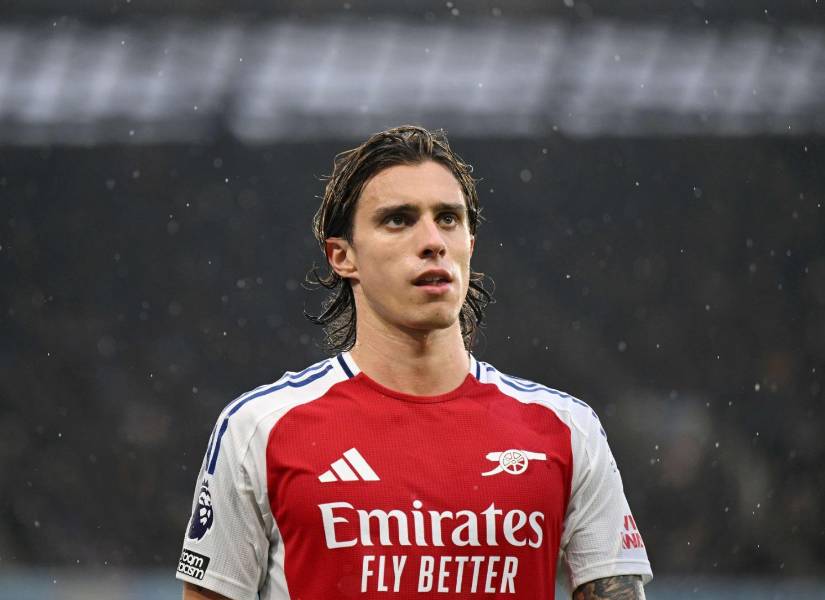 Riccardo Calafiori, latera-central italiano titular del Arsenal.
