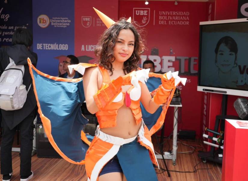 Cosplayer en el Budokan 2025.