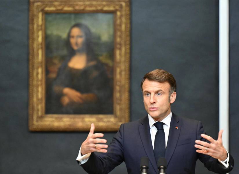 Macron anunciando el nuevo renacimiento del Louvre
