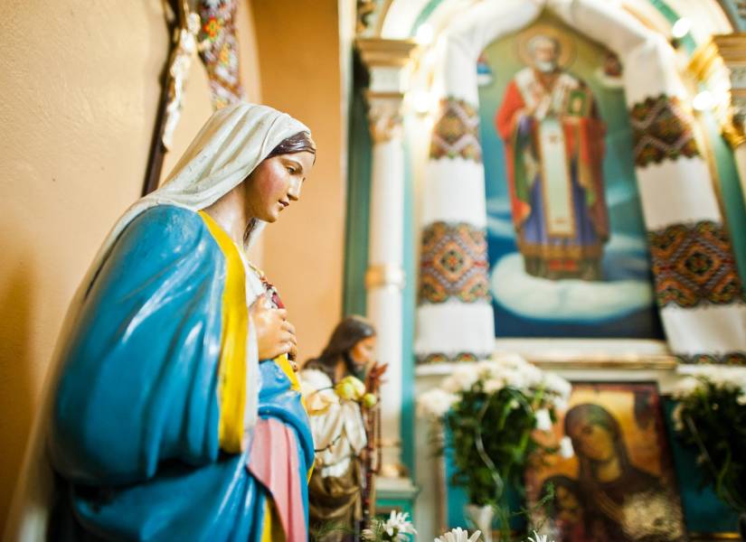La tradición católica sostiene que María fue concebida sin pecado alguno.
