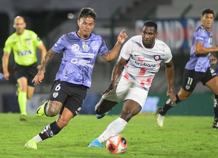 Independiente del Valle se enfrentó a San Lorenzo en la Serie del Río de la Plata