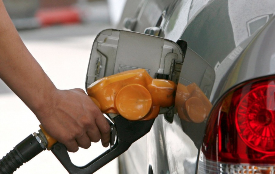 Precio de gasolina Súper sube en abril