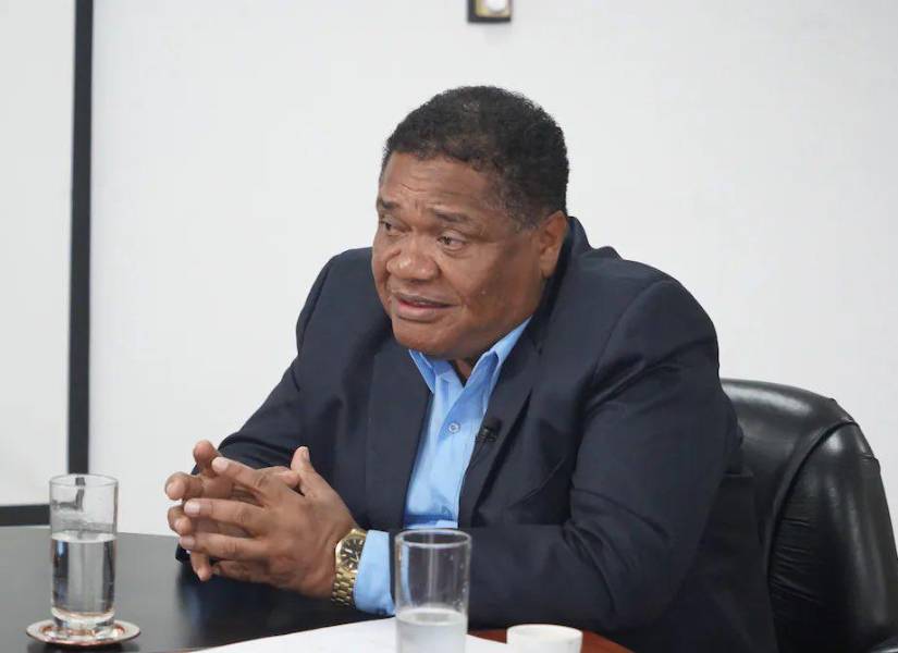 Jorge Guzmán demandará a José Pileggi.