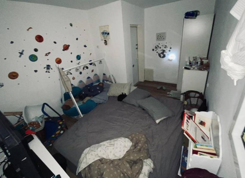 Así se ve el interior del búnker y que es el cuarto de su hijo de dos años.
