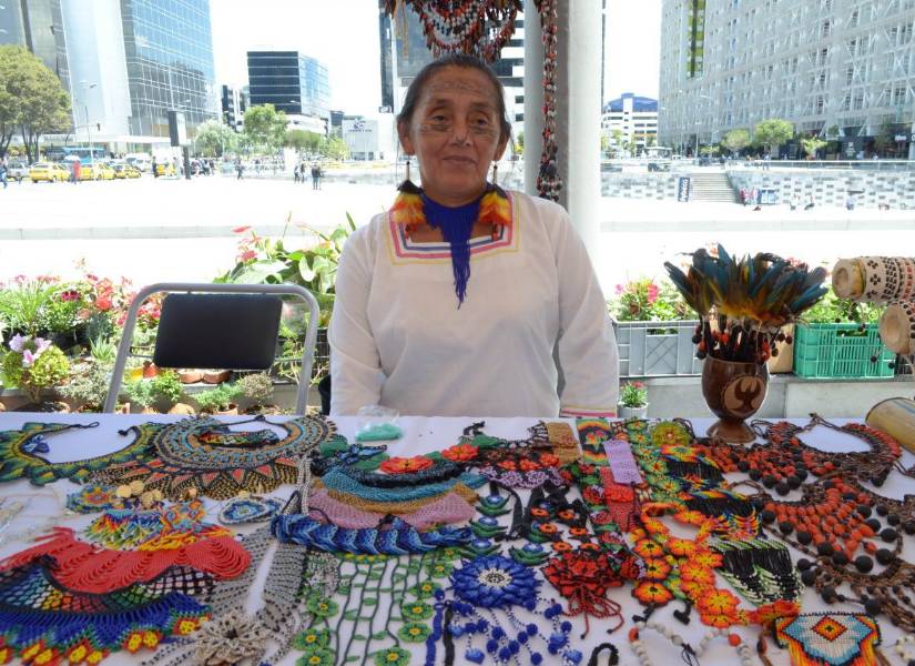 Artesanas amazónicas en Quito participan en Feria