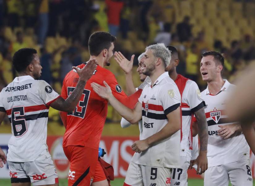 São Paulo necesita vencer a Nacional para clasificar a los cuartos de final de la Copa Libertadores.