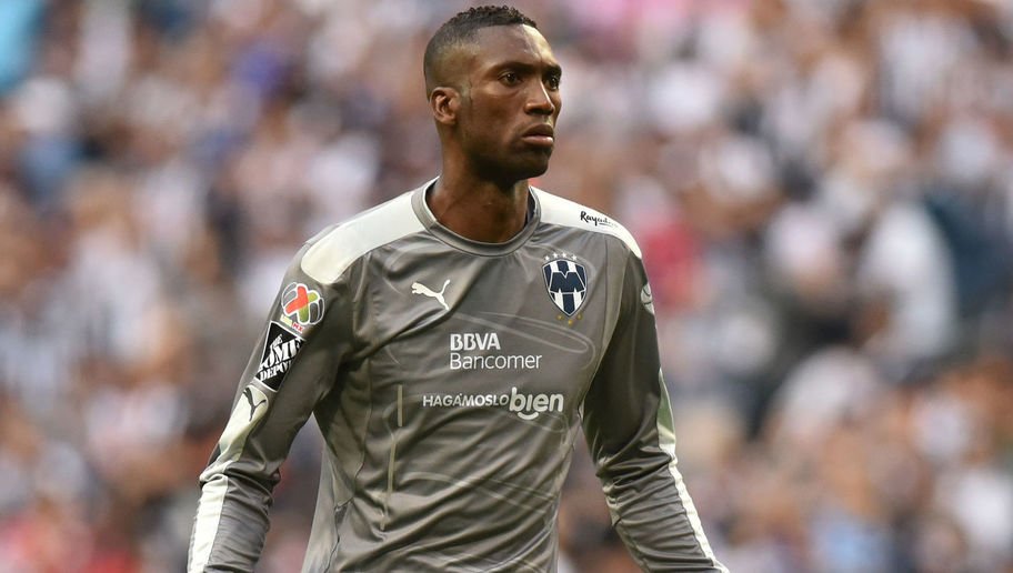 Domínguez tendría todo arreglado con argentino Colón