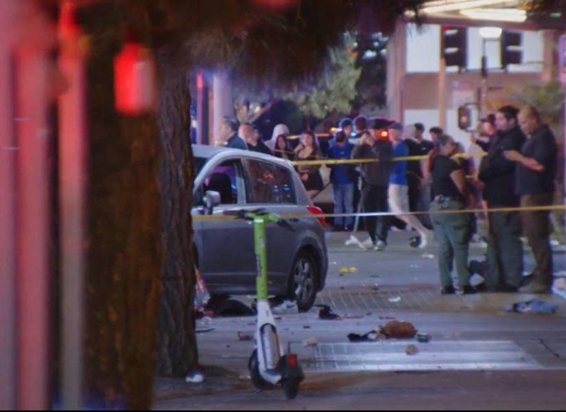 Vehículo que atropelló a varias personas en Los Ángeles, Estados Unidos.