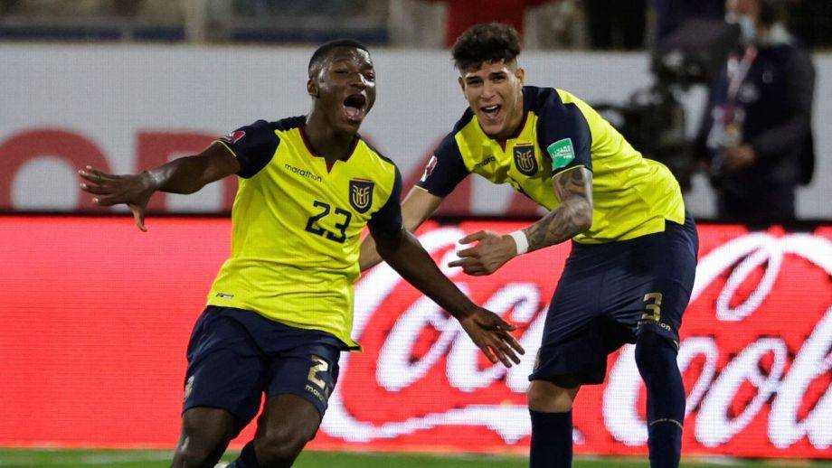 ¿Cuándo chocarán Moisés Caicedo y Piero Hincapié en la Premier?