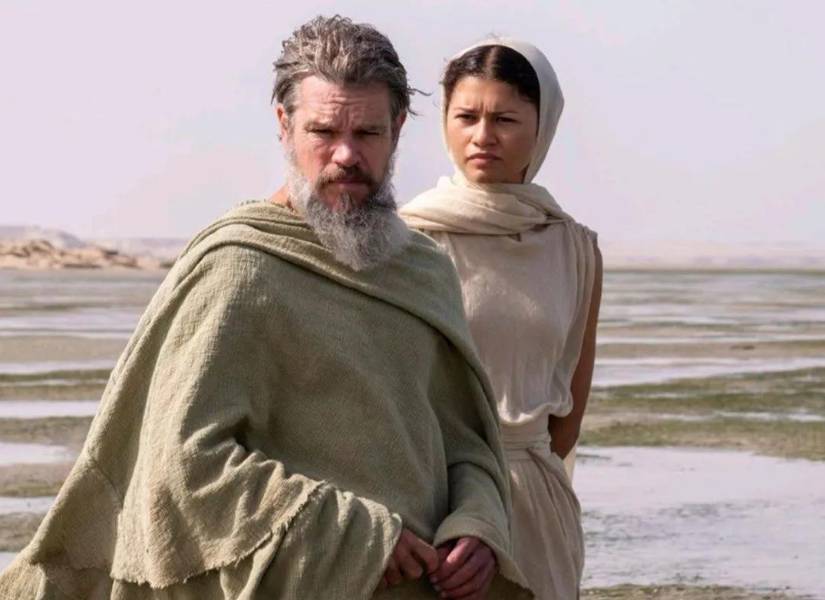 Matt Damon junto a Zendaya durante el filme.
