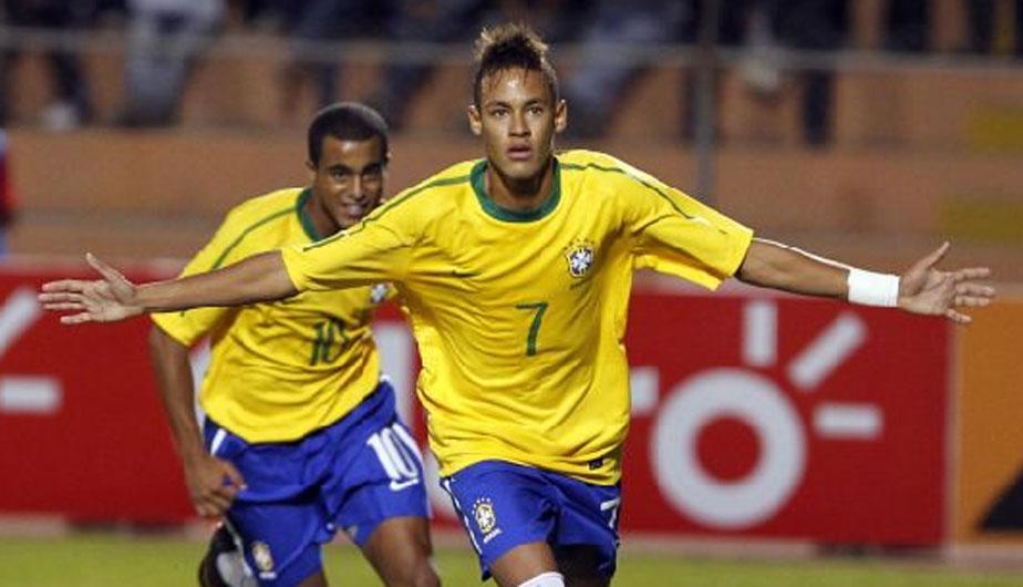 Campana se suma al podio goleador junto a Cavani y Neymar