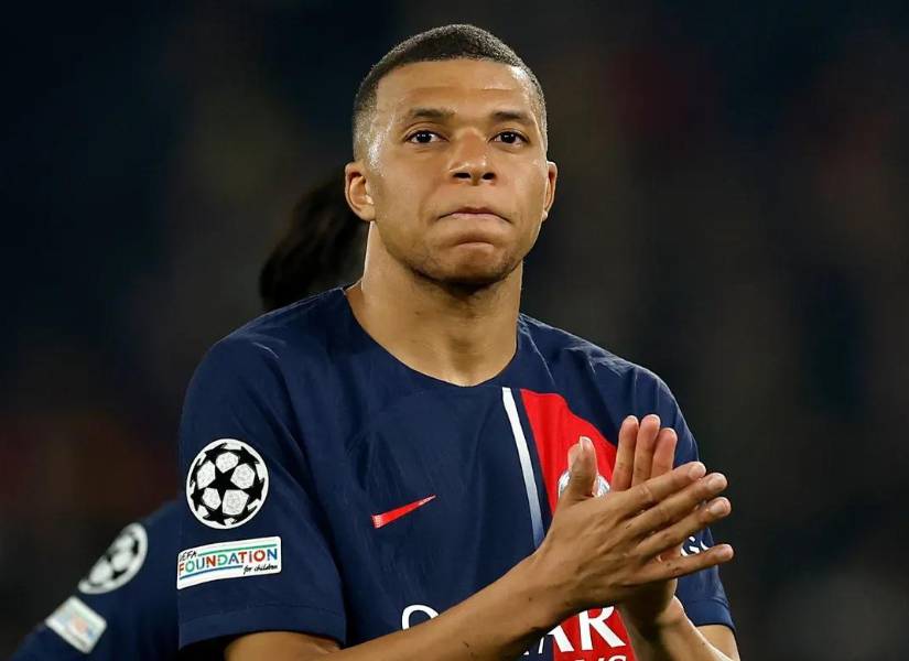 Mbappé se despidió del PSG.